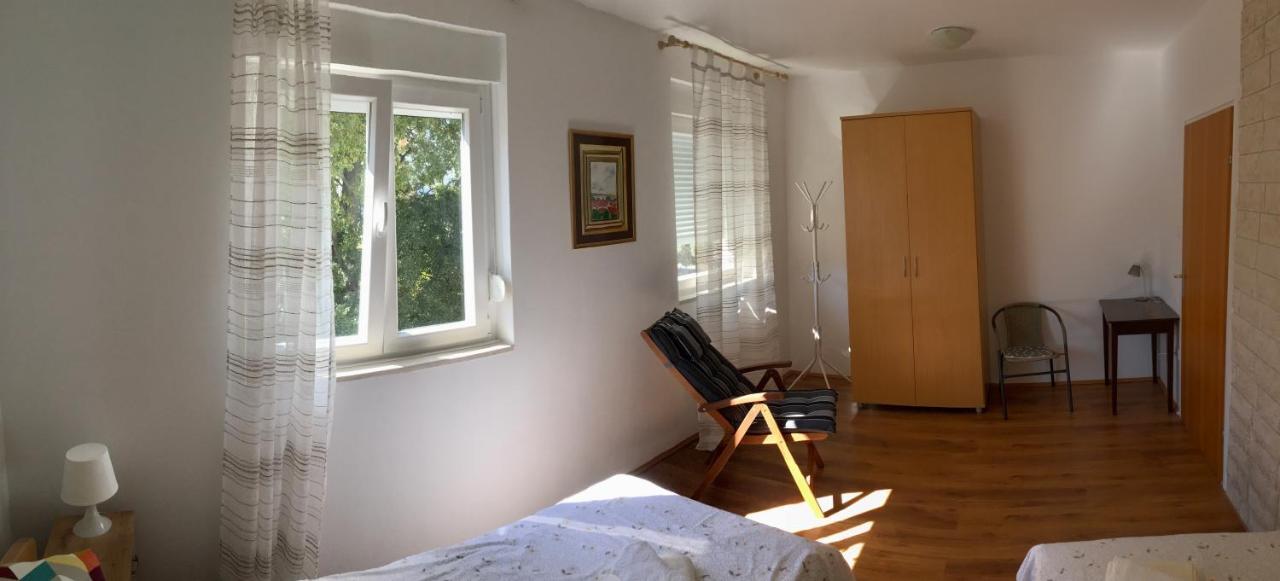 Apartment Tin Krk Town Exteriör bild